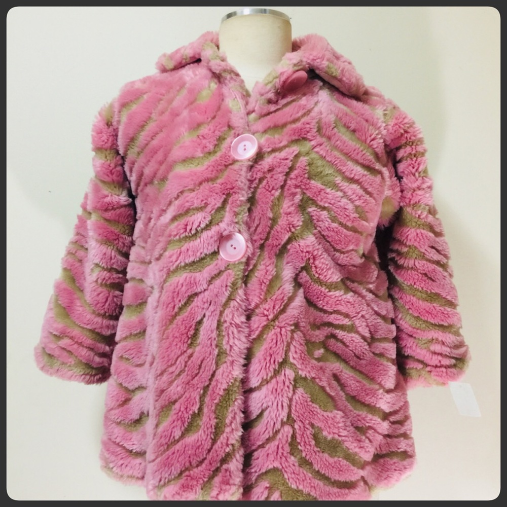🦄🌸GENTLY USED GIRLS FAUX FUR COAT Sz 6X🦄🌸🌷